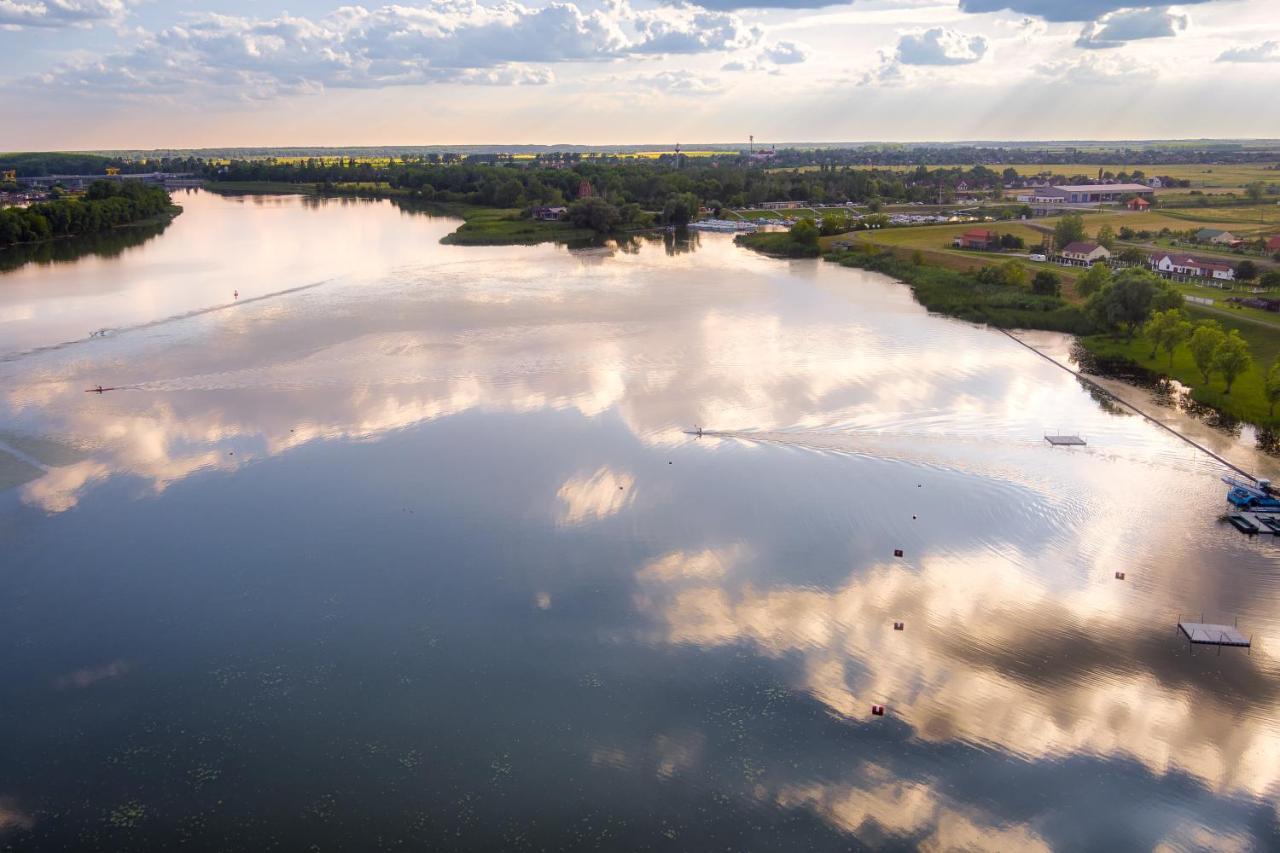 Tisza-To Apartmanpark Kisköre Exteriér fotografie